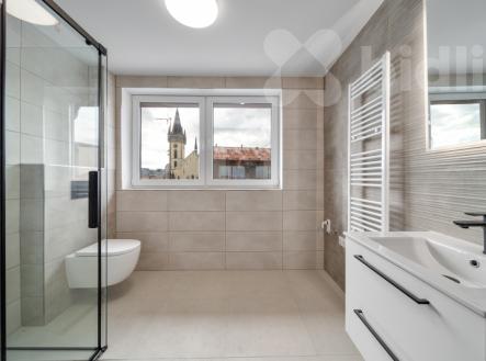 Pronájem bytu 3+KK 67m2 s terasou Dvůr Králové ul. Tylova | Pronájem bytu, 3+kk, 71 m²