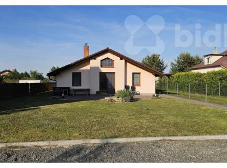 Prodej rodinného domu (125 m&#178;) v Tišicích | Prodej - dům/vila, 120 m²