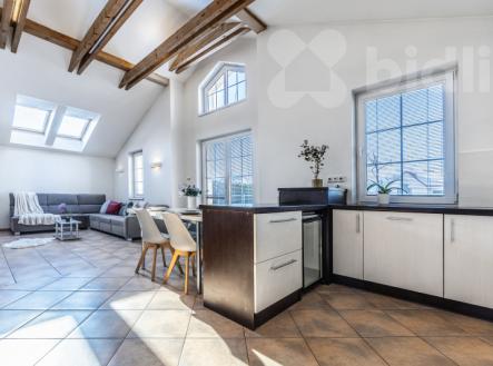 Prodej rodinného domu (125 m&#178;) v Tišicích | Prodej - dům/vila, 120 m²