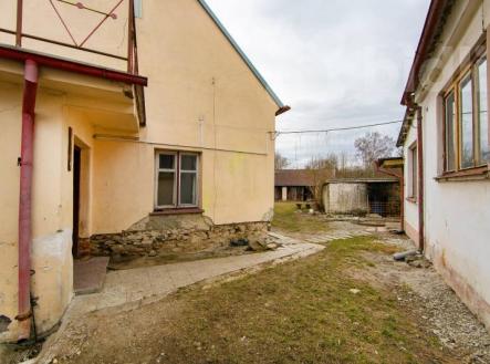 Dům s pozemkem 946 m2 Horažďovice | Prodej - dům/vila, 75 m²