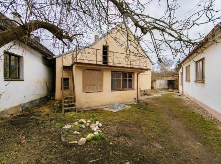 Dům s pozemkem 946 m2 Horažďovice | Prodej - dům/vila, 75 m²