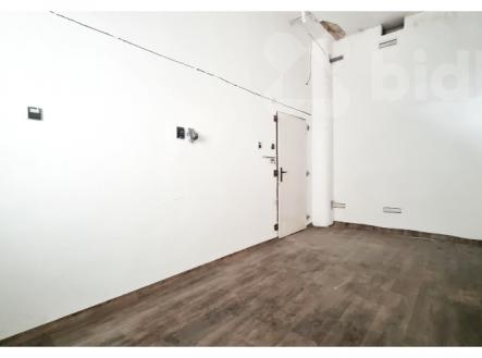 Prodej obchodního prostoru, 100m2, Chomutov, ul. Písečná | Prodej - obchodní prostor, 100 m²