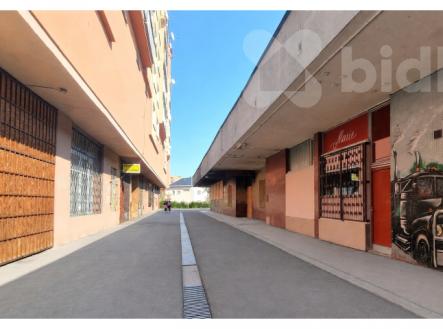 Prodej obchodního prostoru, 100m2, Chomutov, ul. Písečná | Prodej - obchodní prostor, 100 m²