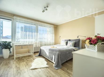 Prodej  3+kk + Lodžie_78m2 + zahrada_ Letňany, Praha 9 _ po rekonstrukci | Prodej bytu, 3+kk, 78 m²