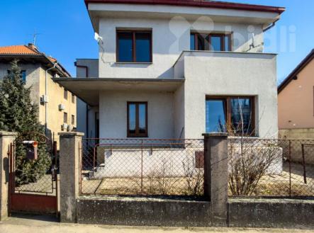 Prodej rodinného domu, 187 m2, pozemek 269 m2, U Plováren, Hradec Králové - Slezské Předměstí | Prodej - dům/vila, 187 m²