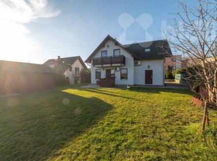 Prodej rodinného domu v obci Veselá u Zlína | Prodej - dům/vila, 200 m²