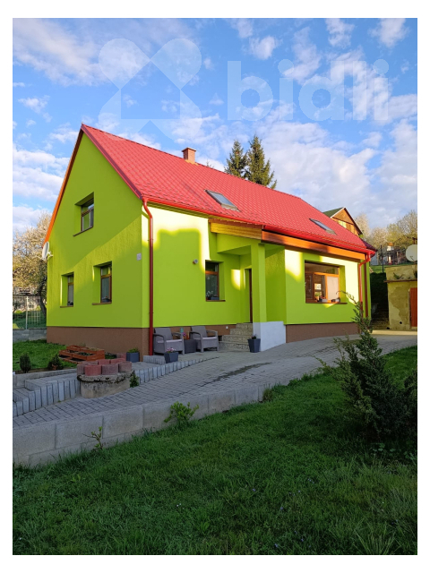 Prodej dvougeneračního domu 197 m2 s pozemkem 728 m2