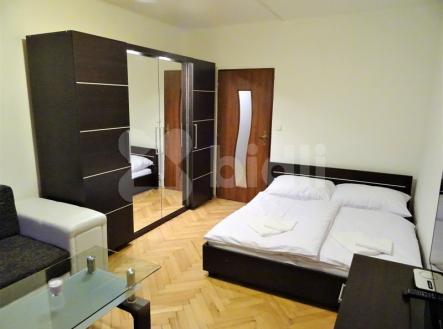 Pronájem bytu, 2+1, 60 m² obrázek