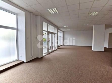 Pronájem, Obchodní prostor, 142m2, Hlinsko, Poděbradovo náměstí | Pronájem - obchodní prostor, 142 m²