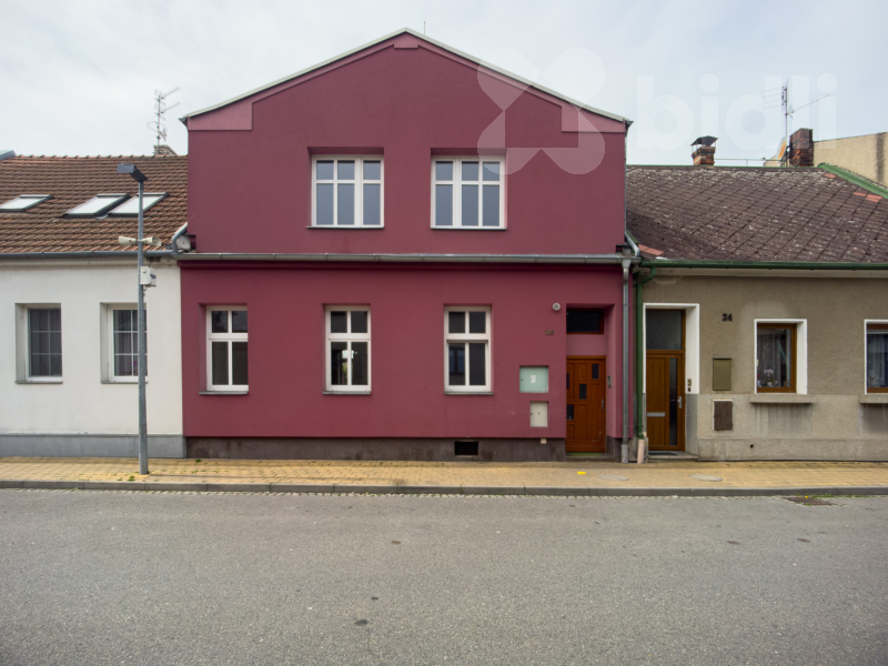 Rodinný dům 4+1, se zahrádkou, Olomouc - Hodolany