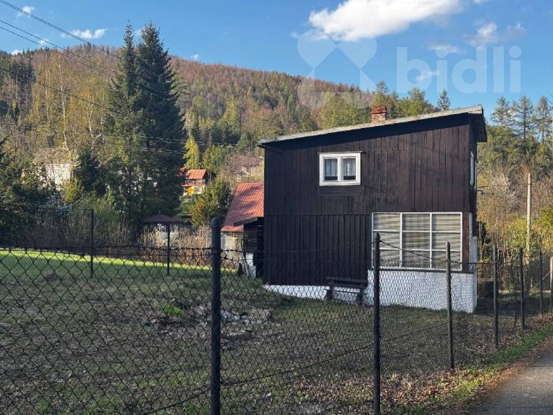 Prodej chaty 55m2, na pozemku 415m2, Čeladná