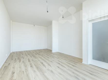 Bytová jednotka 1+kk, 40,9 m2 s předzahrádkou 18,2 m2 | Prodej bytu, 1+kk, 43 m²