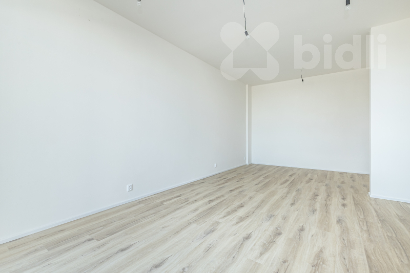 Bytová jednotka 1+kk, 40,9 m2 s předzahrádkou 18,2 m2