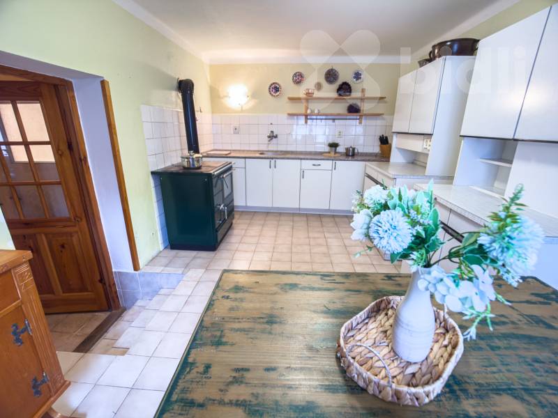 Rodinný dům 105 m2, 2+1, pozemek 1313 m2