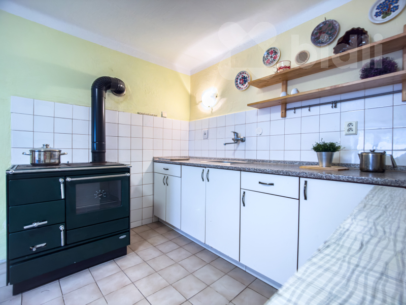 Rodinný dům 105 m2, 2+1, pozemek 1313 m2