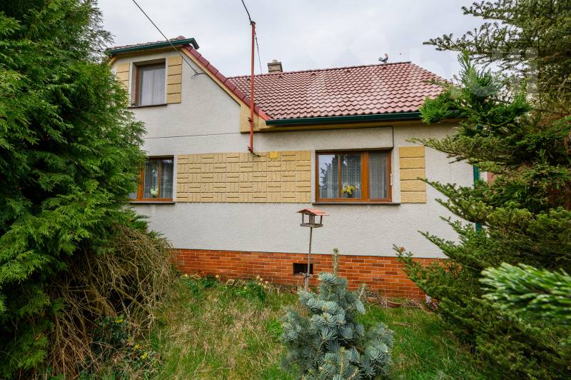 Prodej rodinného domu 117m2 s pozemkem 2993m2