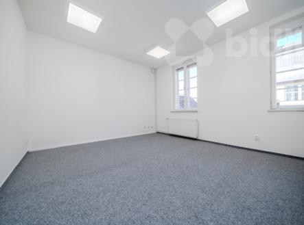 Pronájem reprezentativních kanceláří ve vile v Ostravě, ul. 28. října | Pronájem - kanceláře, 86 m²
