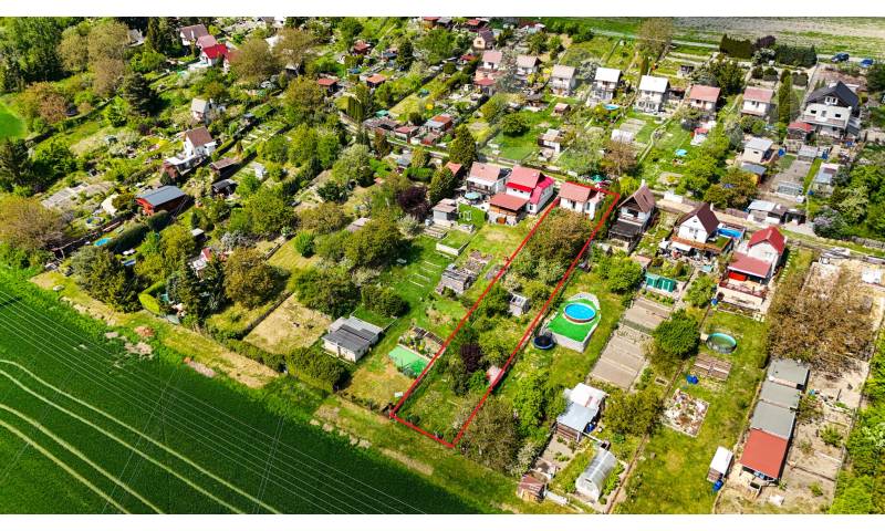 Prodej chaty 31 m2, pozemek 566 m2, Stochov - Na Holubíně