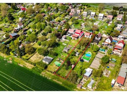 Prodej chaty 31 m2, pozemek 566 m2, Stochov - Na Holubíně | Prodej - chata/rekreační objekt, 65 m²