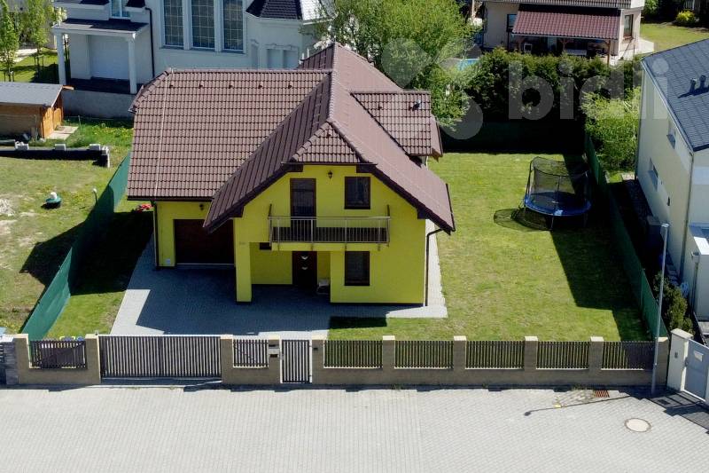 pohled z dronu