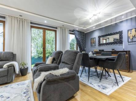 Prodej rodinného domu 5+1, 160m2, pozemek 591m2, Jeneč, ul. Unhošťská | Prodej - dům/vila, 160 m²