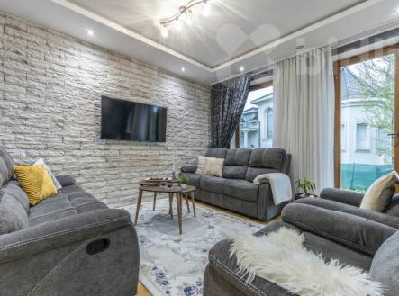 Prodej rodinného domu 5+1, 160m2, pozemek 591m2, Jeneč, ul. Unhošťská | Prodej - dům/vila, 160 m²