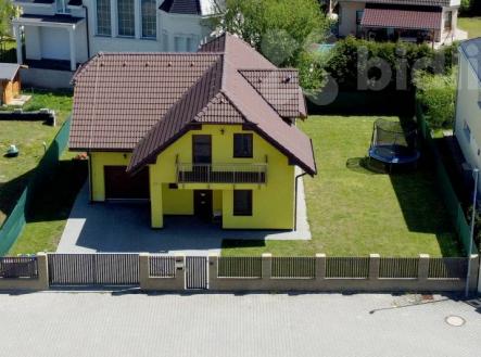 pohled z dronu | Prodej - dům/vila, 160 m²