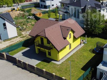 Prodej nově postaveného rod. domu 5+1, 160m2, pozemek 591m2, Jeneč, ul. Unhošťská | Prodej - dům/vila, 160 m²