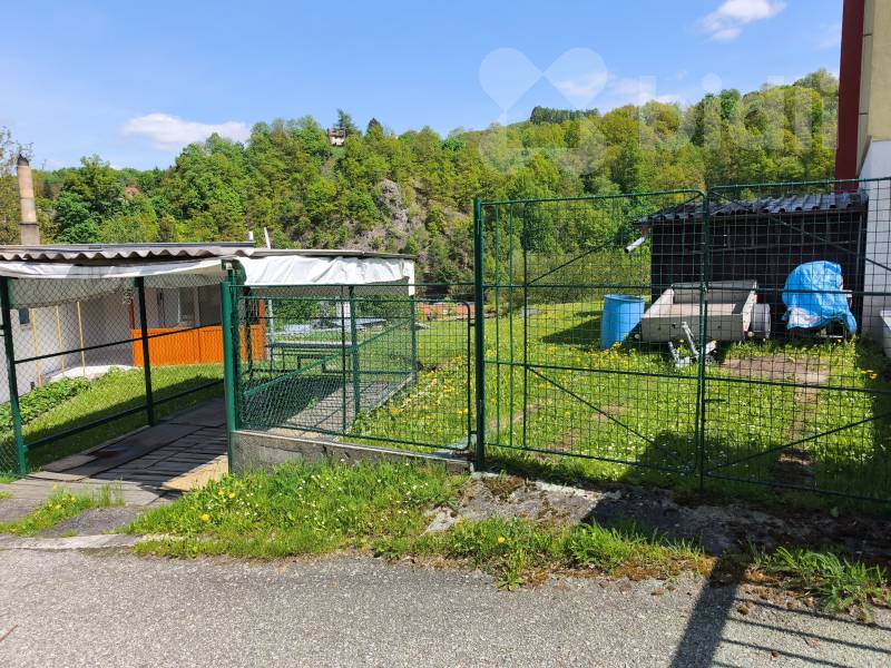 Prodej zahrady 601 m2, se zahradním domkem 40 m2 a garáží 19 m2