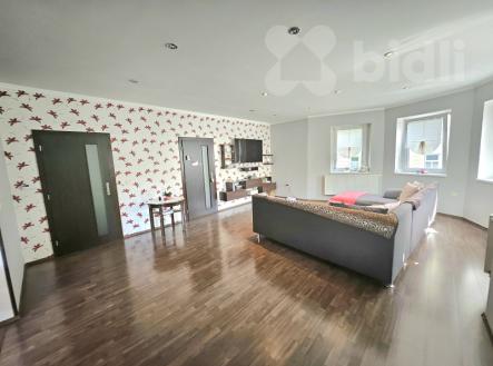 Prodej rodinného domu 240 m2, pozemek 705m2,  Hrob - Mlýny. | Prodej - dům/vila, 240 m²