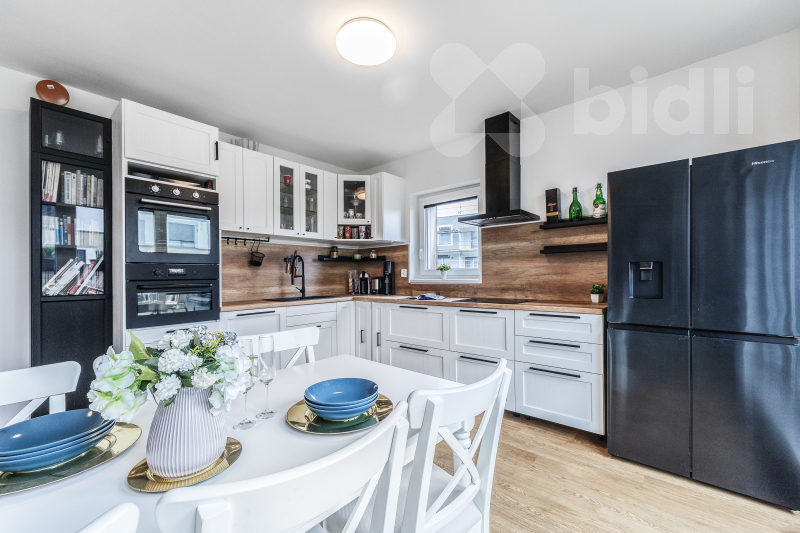Prodej luxusního bytu 4+kk (110m&#178;) s terasou a lodžií - Praha Ruzyně