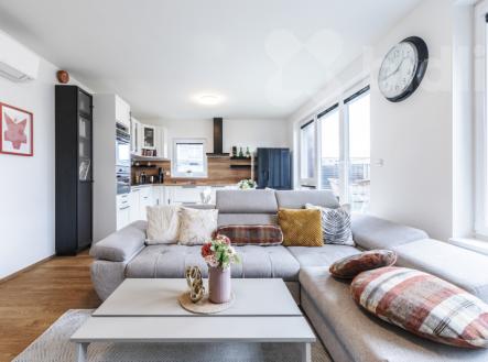 Prodej luxusního bytu 4+kk (110m&#178;) s terasou a lodžií - Praha Ruzyně | Prodej bytu, 4+kk, 133 m²