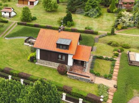 Prodej rodinného domu 193m2 s bazénem a zahradou - Baldovec | Prodej - dům/vila, 193 m²