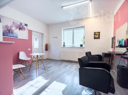 Prodej rodinného domu | Prodej - dům/vila, 193 m²