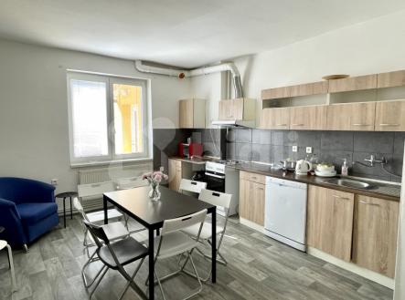 Pronájem pokojů Pardubice-Srnojedská ulice, Svítkov | Pronájem - dům/vila, 20 m²