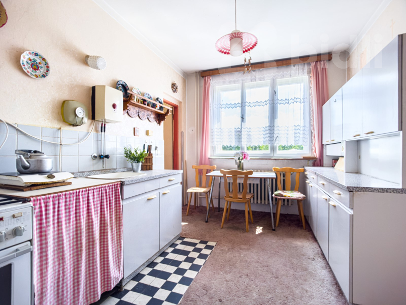 Prodej, rodinný dům 7+2 200 m2,  Lukov u Zlína