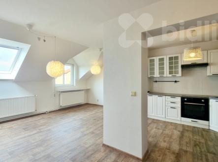 Pronájem bytu 3+kk, 81 m2, Račetice | Pronájem bytu, 3+kk, 86 m²