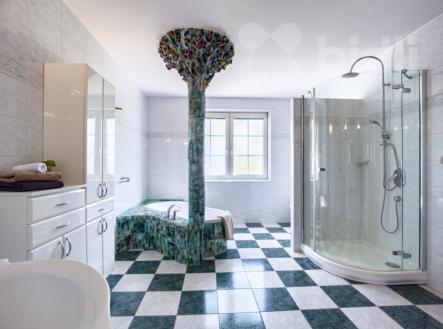 Prodej domu 353 m2, pozemek 1746 m2, K. Hynka Máchy Pečky | Prodej - dům/vila, 353 m²