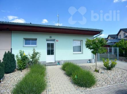 Prodej rodinného domu 3+kk 80m&#178;, pozemek 737m&#178; Kozomínská, Postřižín | Prodej - dům/vila, 80 m²
