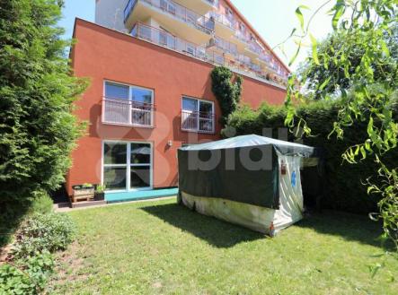 Prodej většího bytu 4+kk 150m2 se zahradou - ul. Benešovská, Kamenice | Prodej bytu, 4+kk, 150 m²
