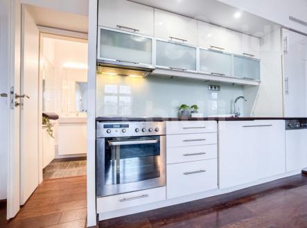 Pronájem krásného 2kk v Pražských Vinohradech (49m&#178) | Pronájem bytu, 2+kk, 49 m²