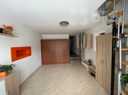 Pronájem bytu 1+1, 34 m2, Čižkrajice u Trhových Svinů | Pronájem bytu, 1+1, 34 m²