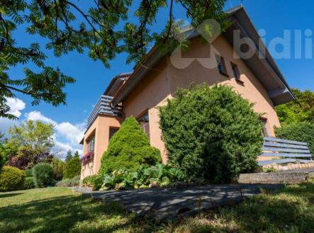 Koupit rodinný dům v Kamenici | Prodej - dům/vila, 214 m²