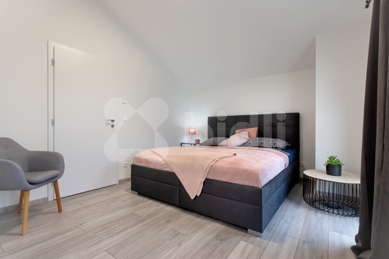 Prodej novostavby rodinného domu 5+kk, 108 m2,  pozemek 359 m2, Pardubice - Doubravice