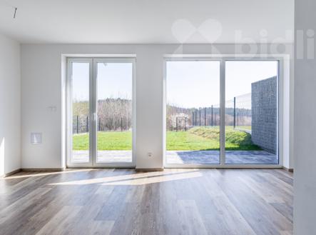 Prodej řadového rodinného domu 5+kk, s pozemkem 499 m2 - Hořovice, okres Beroun | Prodej - dům/vila, 126 m²