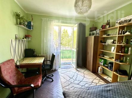 Prodej prostorného bytu 3+1 80 m2 s balkonem - Chrudim, ul. Čs. armády | Prodej bytu, 3+1, 80 m²