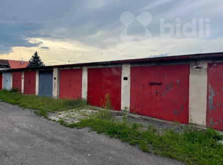 Prodej garáže, Hradec Králové | Prodej - malý objekt/garáž