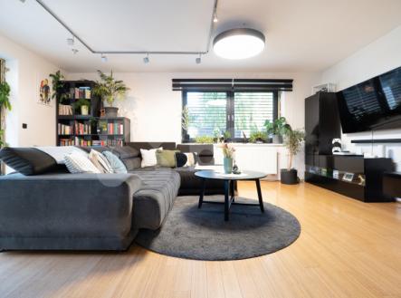 Prodej výjimečného domu 5+1 s garáží a zahradou ve Lhotě u Dřís. | Prodej - dům/vila, 230 m²