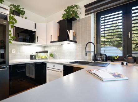 Prodej výjimečného domu 5+1 s garáží a zahradou ve Lhotě u Dřís. | Prodej - dům/vila, 230 m²