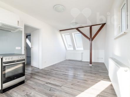 Podnájem bytu 2+kk, 49 m2, Klášterec nad Ohří, ul. Husova | Pronájem bytu, 2+kk, 51 m²